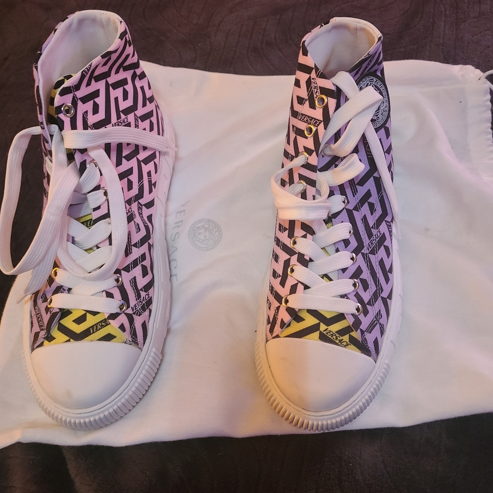 Versace Greca high top sneakers. Size 40. Color:lilac, yellow and pink